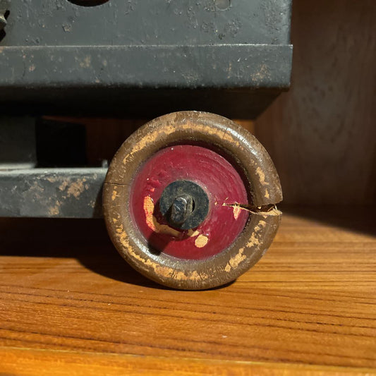 Cast Iron Steam Crane on Wheels Old School Toy UNIQUE FINDS