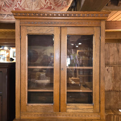 Antique Oak Carved Detail Hutch *No Key*