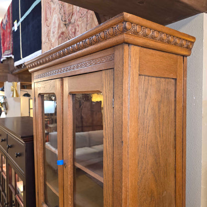 Antique Oak Carved Detail Hutch *No Key*