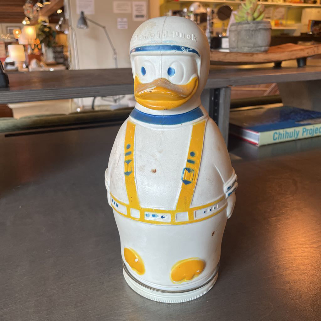Donald Duck "Puppets" Nabisco Snacks Container