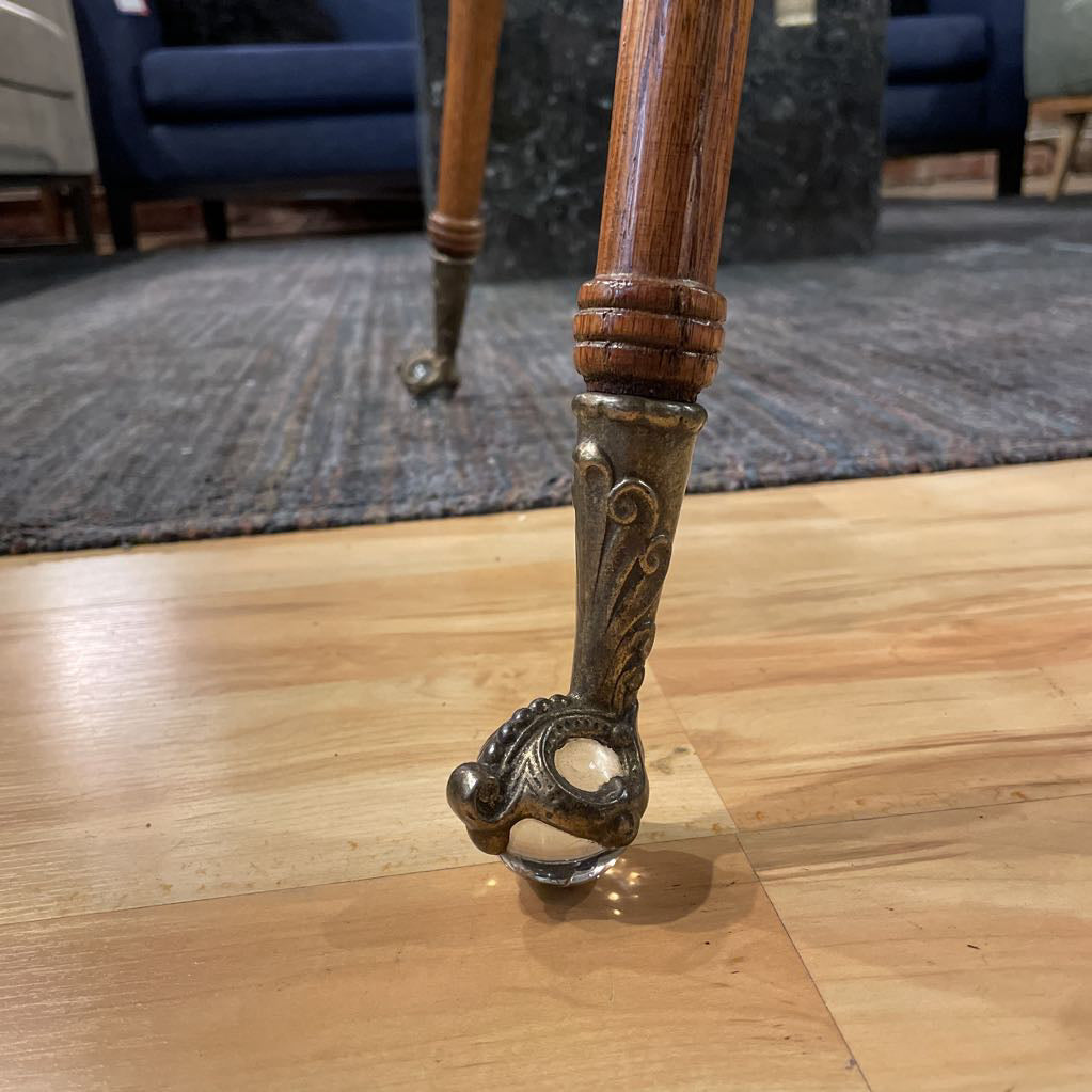 Oak Two Tier Clover Shaped End Table C SIDE TABLES
