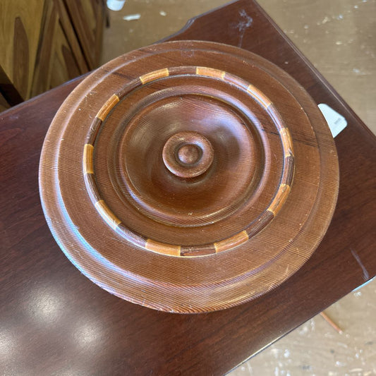 Redwood Dish W/ Lid