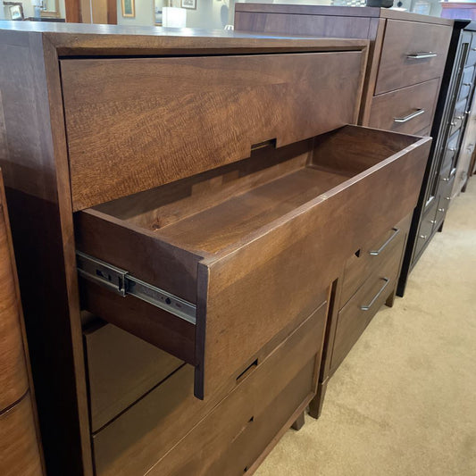 Milnor Chest of Drawers C HIGHBOYS
