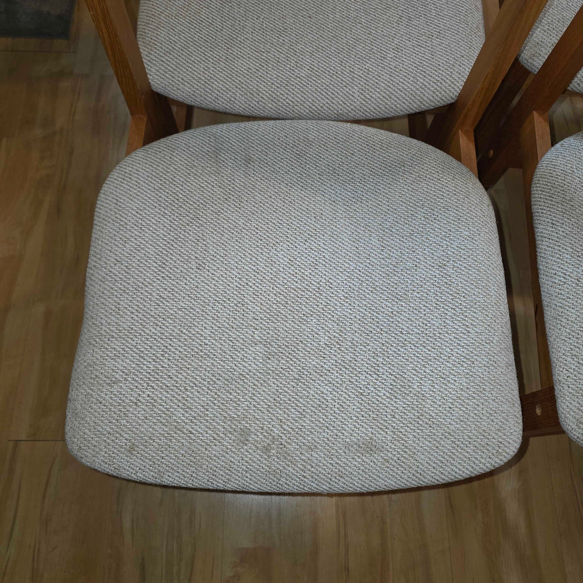 MC Benny Linden Teak Frame Cream Seat Dining Chair SET of 5 AS IS C DINING CHAIRS