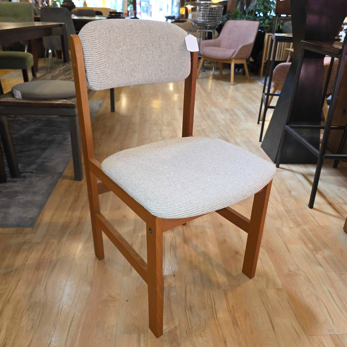 MC Benny Linden Teak Frame Cream Seat Dining Chair SET of 5 AS IS C DINING CHAIRS