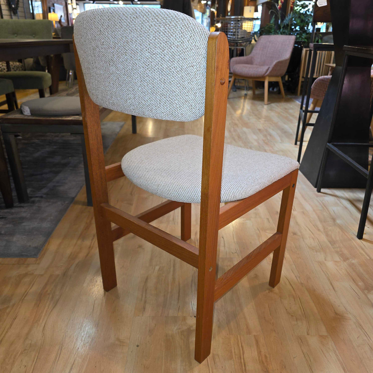 MC Benny Linden Teak Frame Cream Seat Dining Chair SET of 5 AS IS C DINING CHAIRS