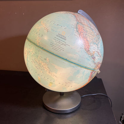 Light Up Globe