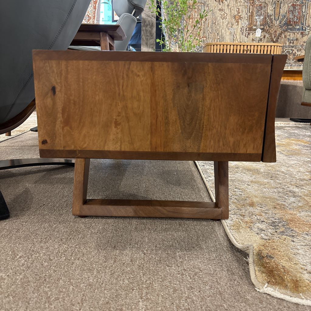 Annear Media Stand