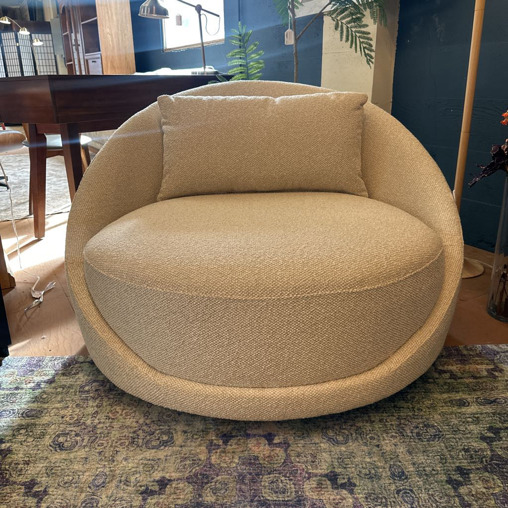 Parana Linen Accent Chair U ACCENT CHAIRS