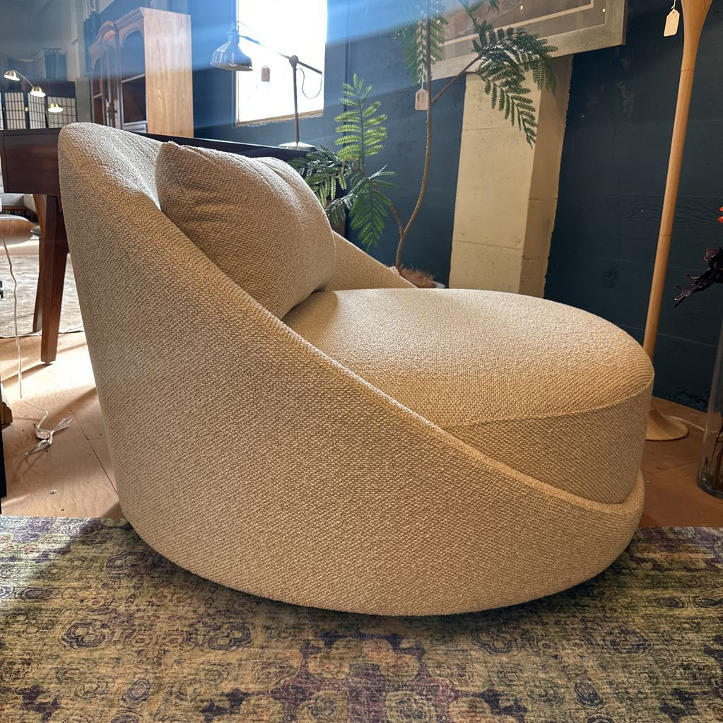 Parana Linen Accent Chair U ACCENT CHAIRS