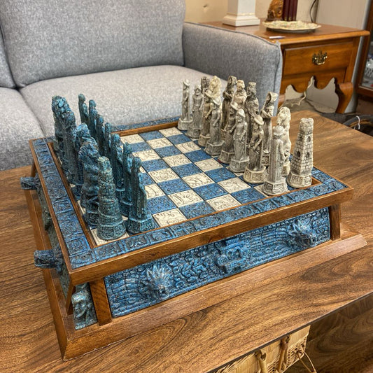 Aztecs vs Conquistadors Chess/Checker SET