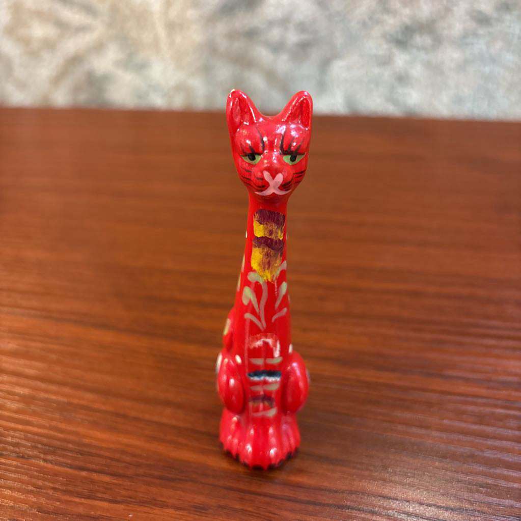 Red Ceramic Long Neck Cat