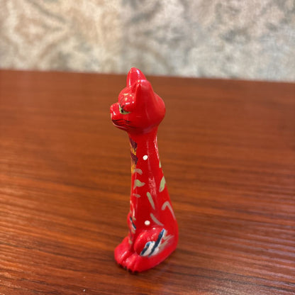 Red Ceramic Long Neck Cat