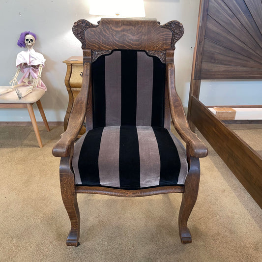 Quartersawn Oak Frame Black Striped Accent Chair U ACCENT CHAIRS