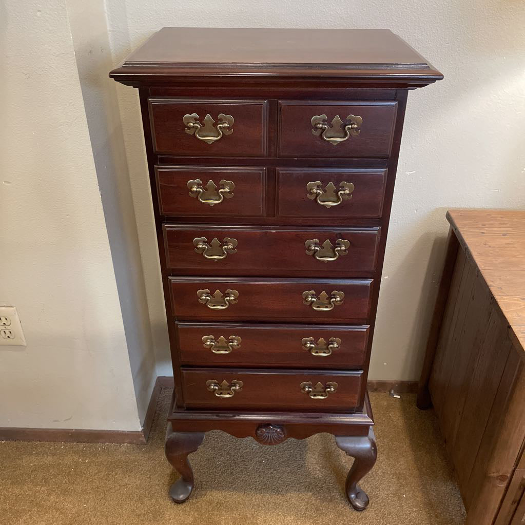 Mahogany Finish Small Lingerie Chest