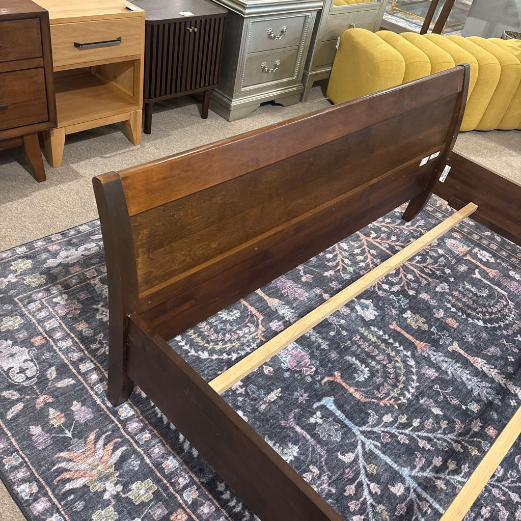 Baronet Dark Wood Classic Curved Panel Queen Bed Frame