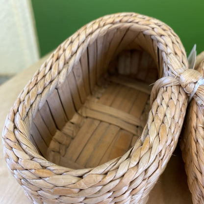 PAIR Asian Style Grass Shoes