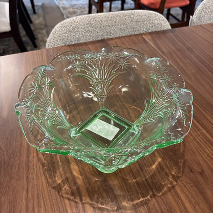 Vintage Green Glass Ruffled Pattern Bowl