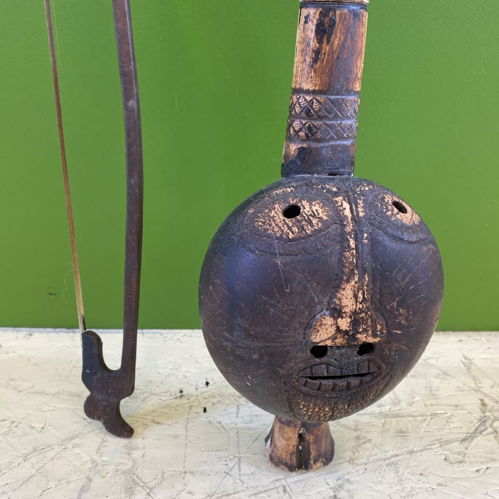 Antique African Goje w/Bow