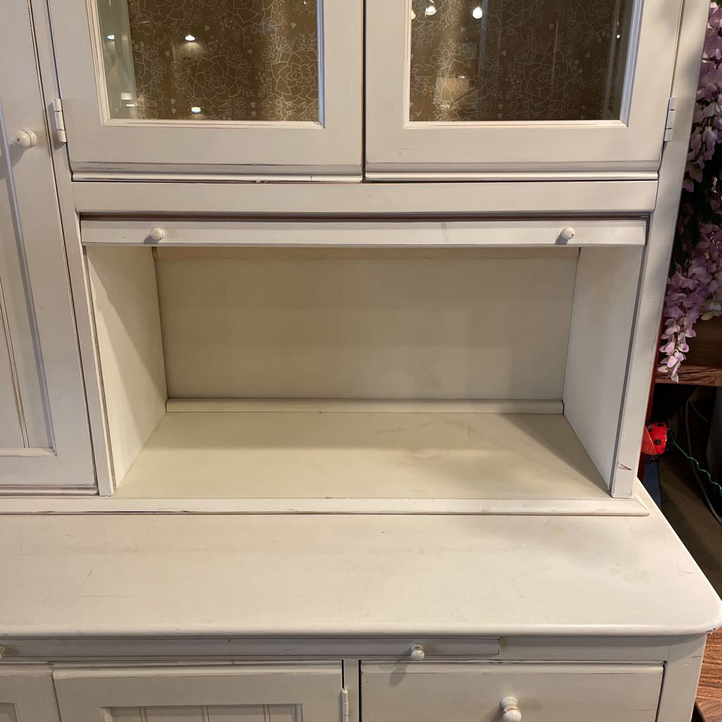 Lexington White Farmhouse Style 2 Piece Kitchen Cabinet