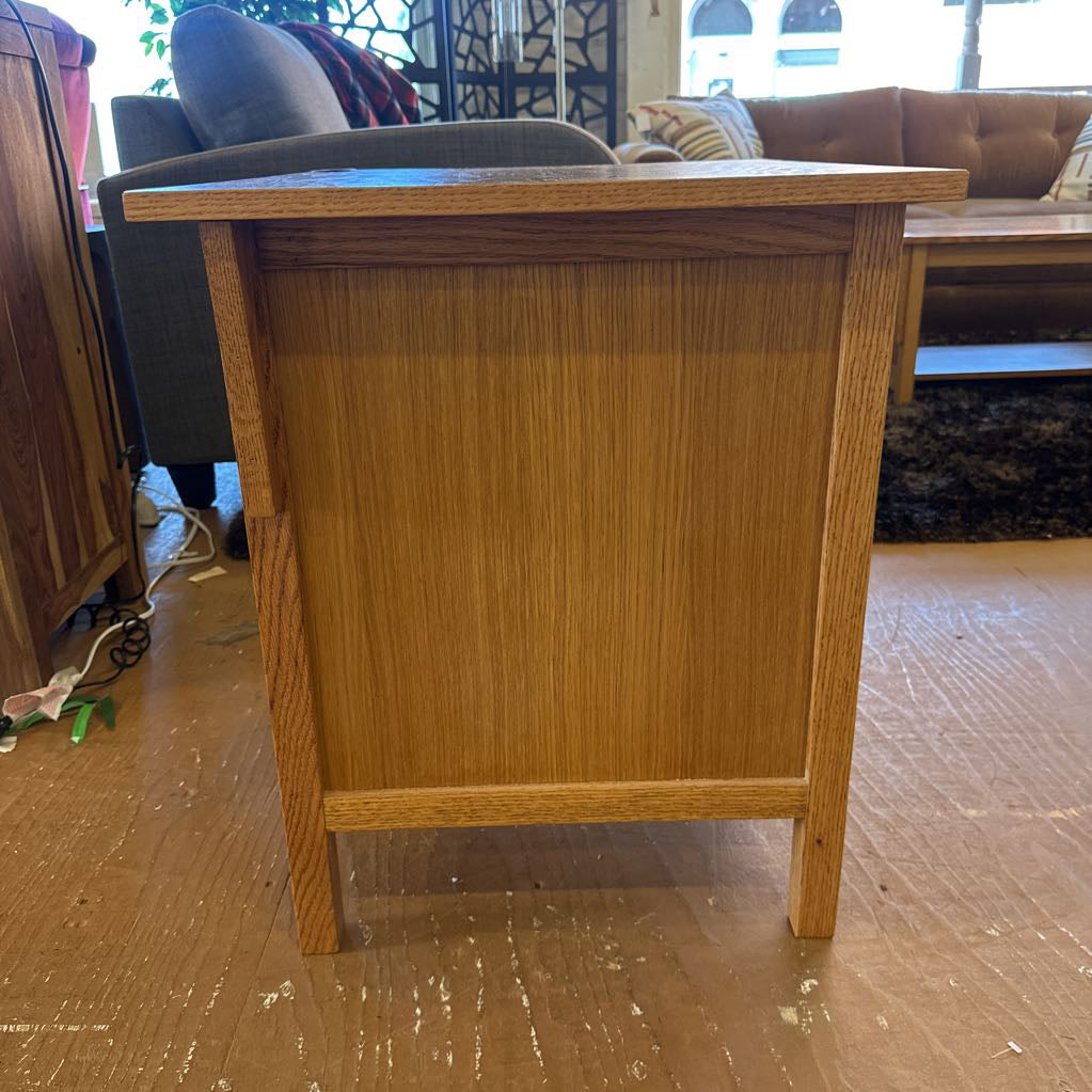 Mission Style Nightstand C SIDE TABLES