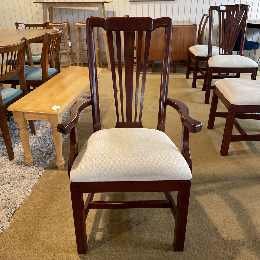 Reddish Tone Oval Dining Table with Leaves and 8 Chairs SET. AS IS