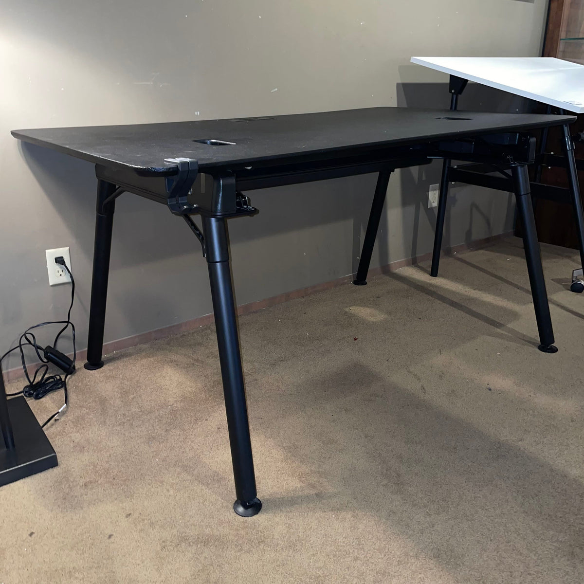 VariDesk Manual Standing Desk C DESKS
