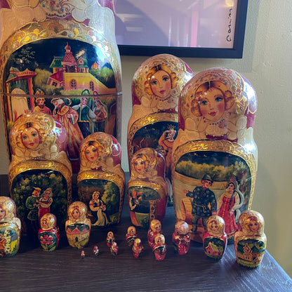 VERY RARE 28 pc Russian Matryoshka Nesting Dolls UNIQUE FINDS