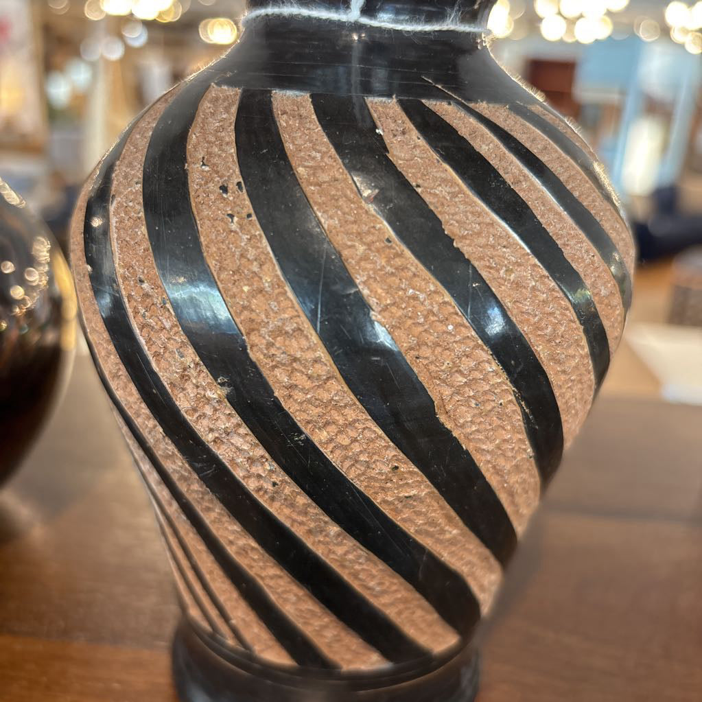Yalila Ocon Costa Rica Signed Cutaway Pottery