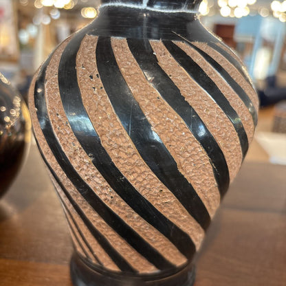Yalila Ocon Costa Rica Signed Cutaway Pottery