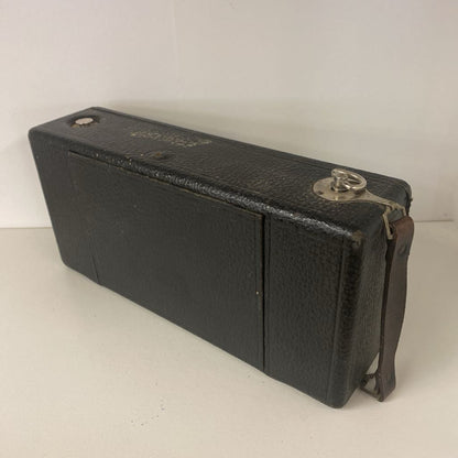 Vintage WOLLENSAK Camera