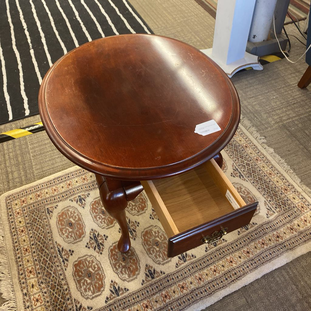 Oval Queen Anne Style Side Table (AS IS)