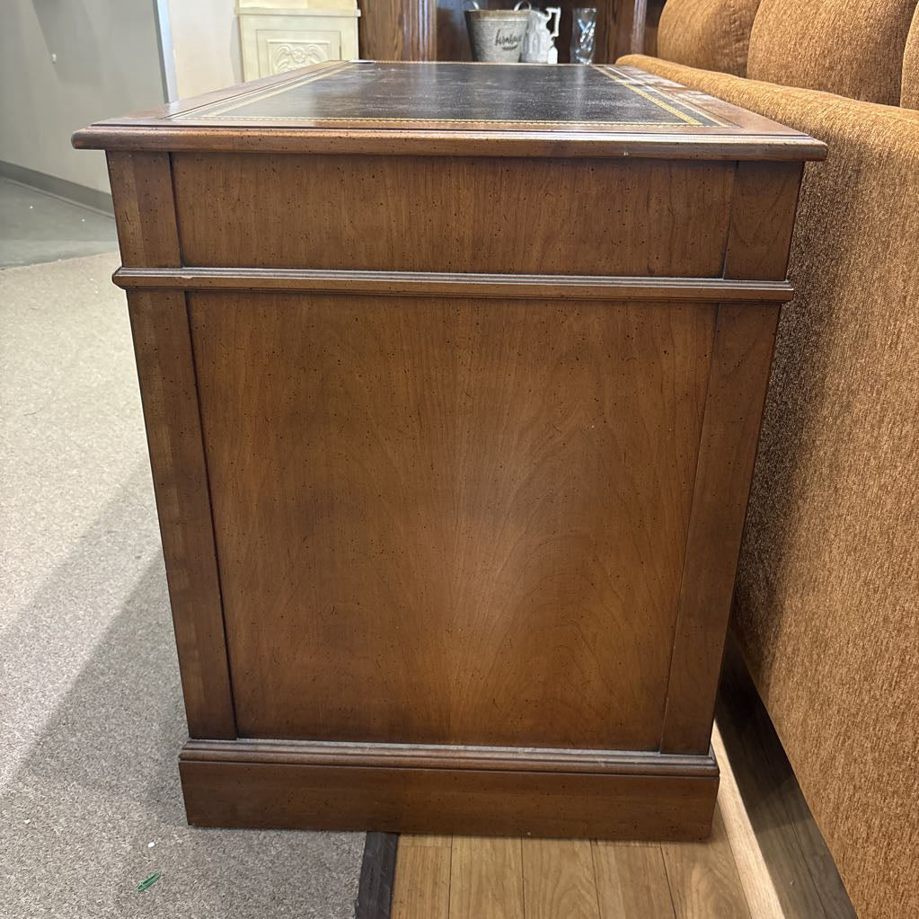 Contemporary Leather Top Desk C DESKS