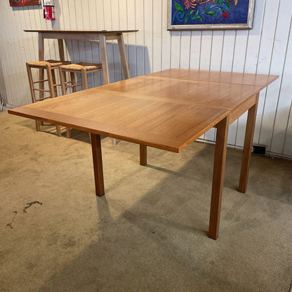 Ansager Mobler Danish Teak Drop Leaf Table