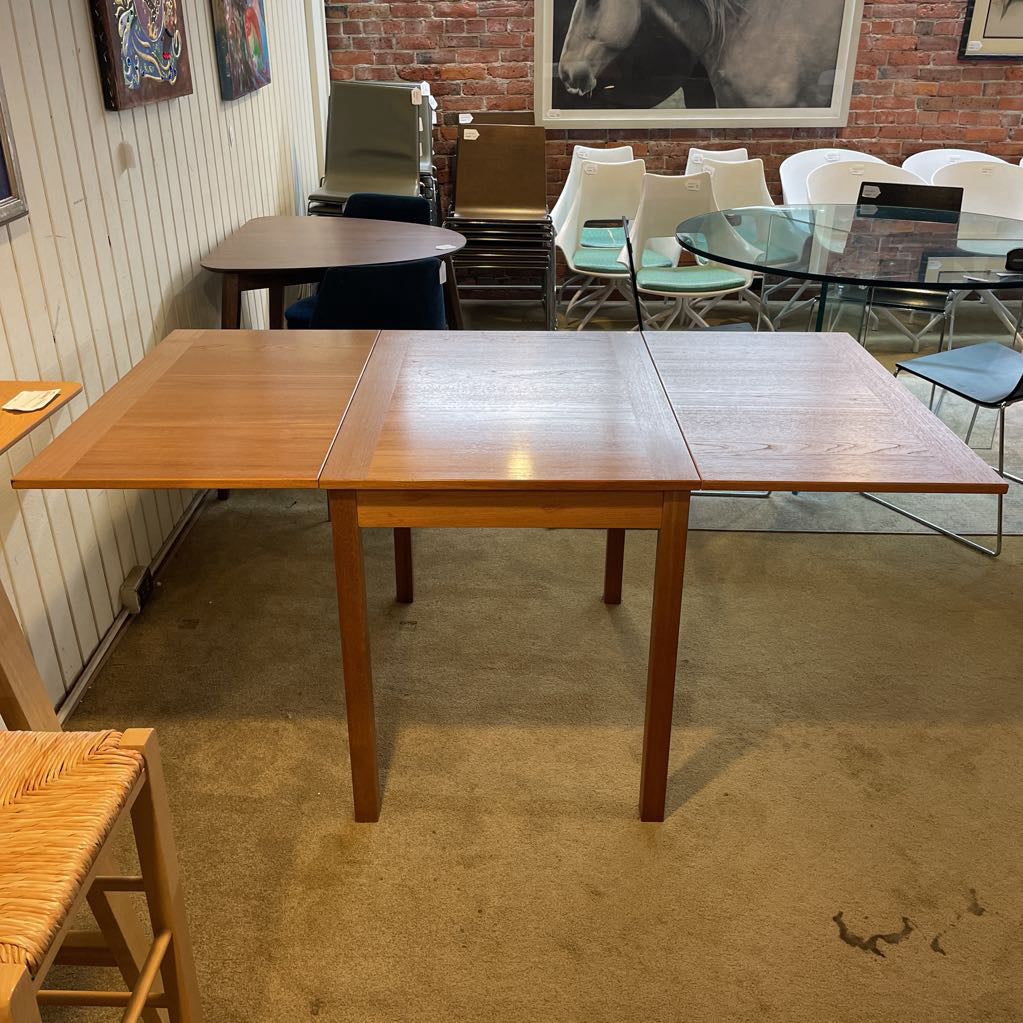 Ansager Mobler Danish Teak Drop Leaf Table