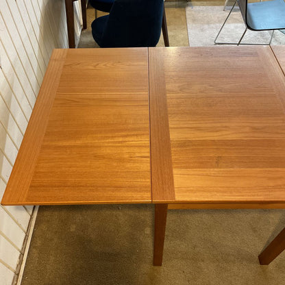 Ansager Mobler Danish Teak Drop Leaf Table