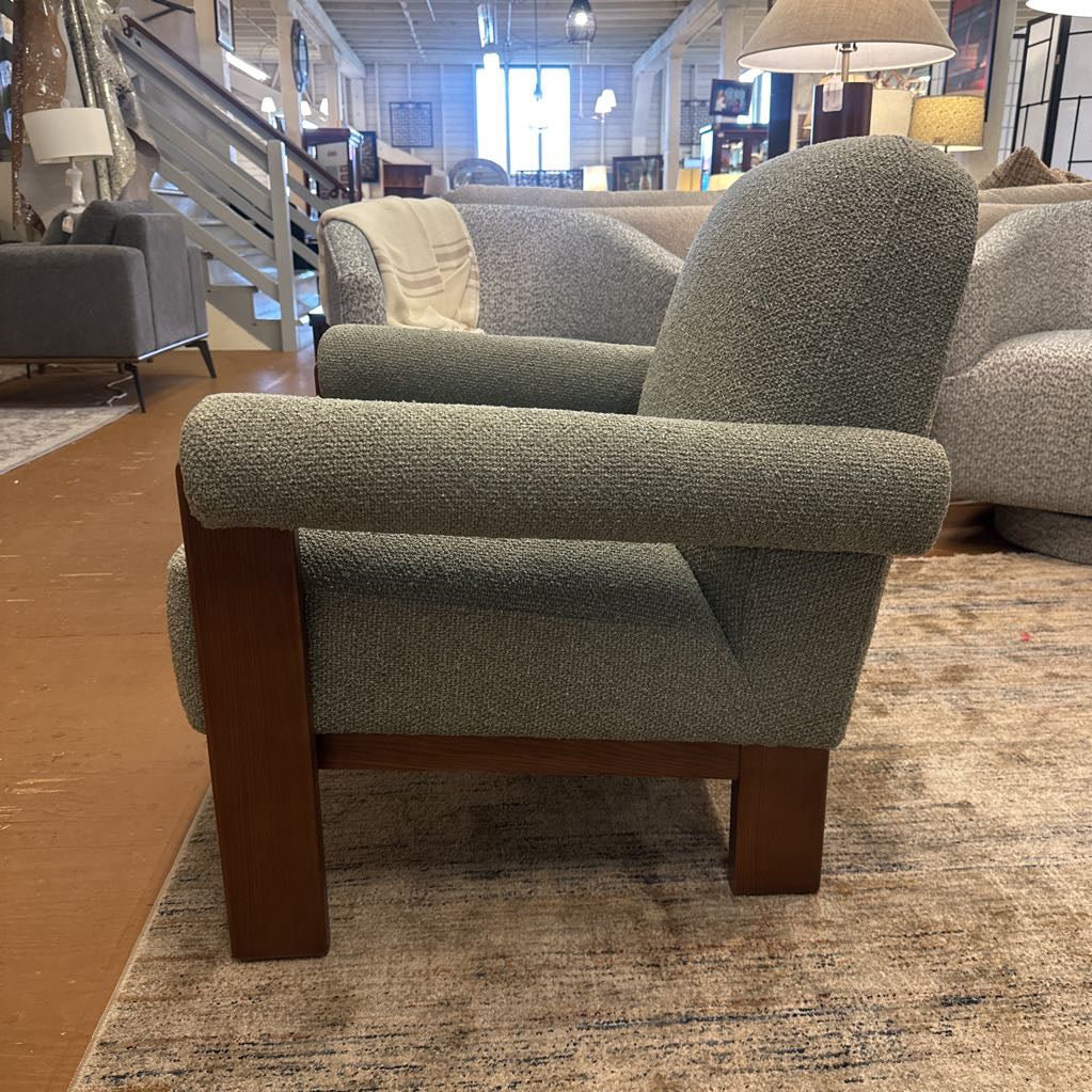 Araguaia Mineral Accent Chair U ACCENT CHAIRS