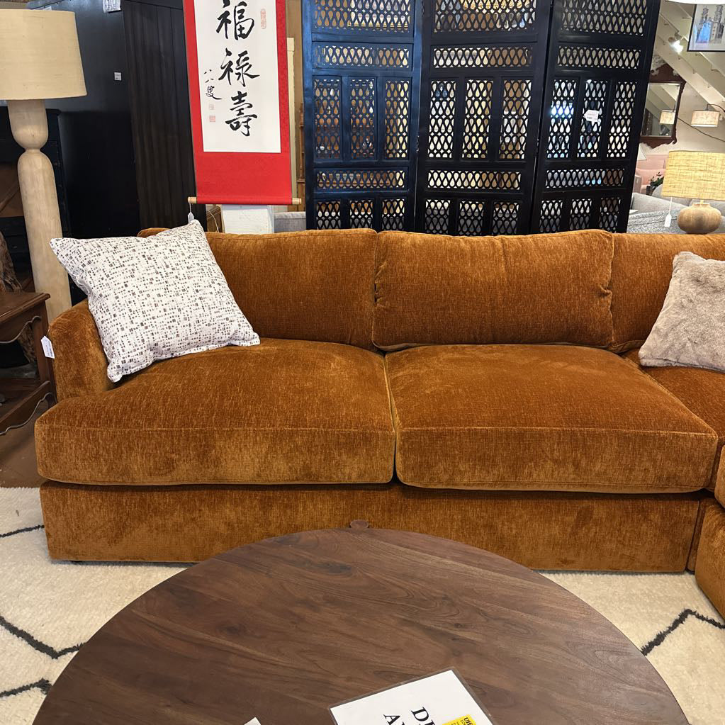Castile Amber Sectional U SECTIONALS CORNER