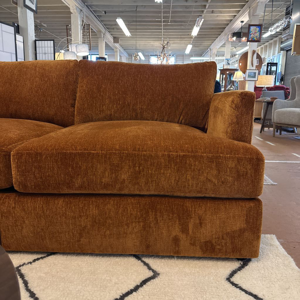 Castile Amber Sectional U SECTIONALS CORNER