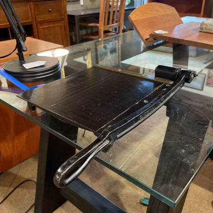 Eastman Antique Heavy Photo Cutting Board