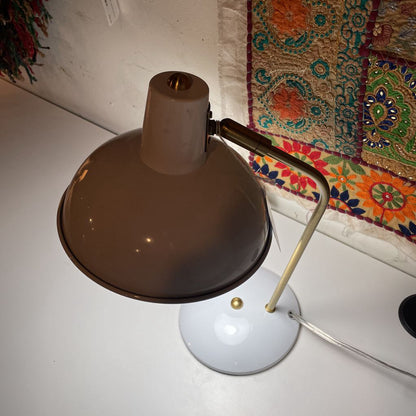 Glossy White Desk Lamp with Round Base and Shade
