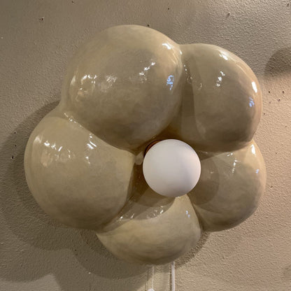 Eny Lee Parker Ceramic Daisy Sconce (Round)