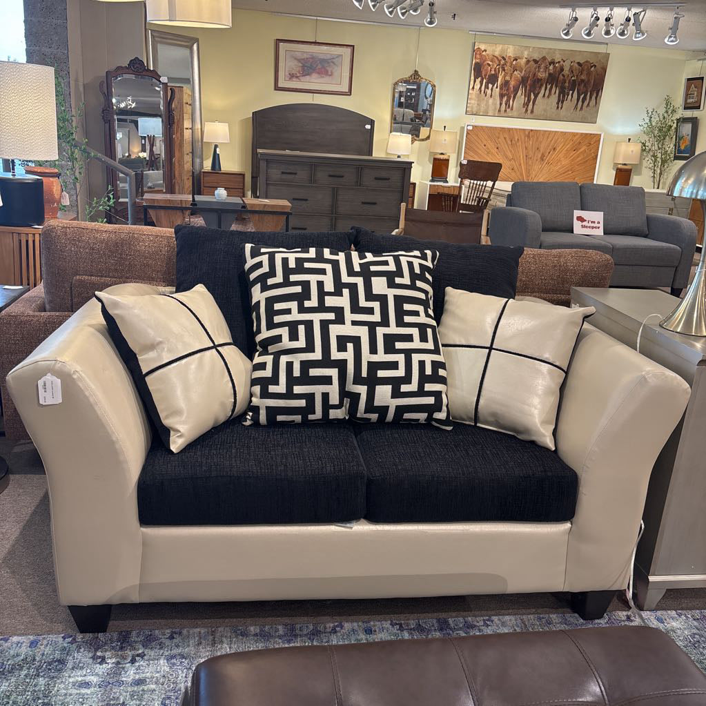 Cream Leather Loveseat U LOVESEATS
