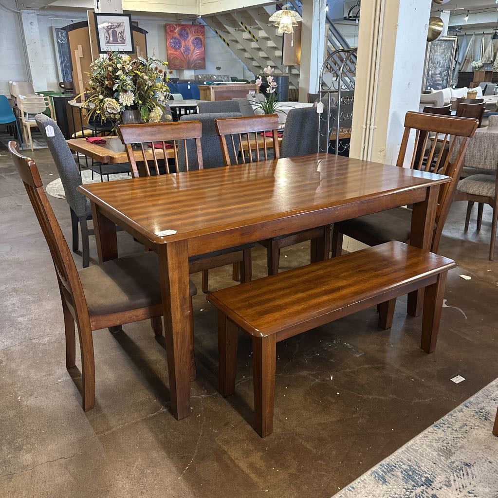 6 Piece Amber Wood Dining Set