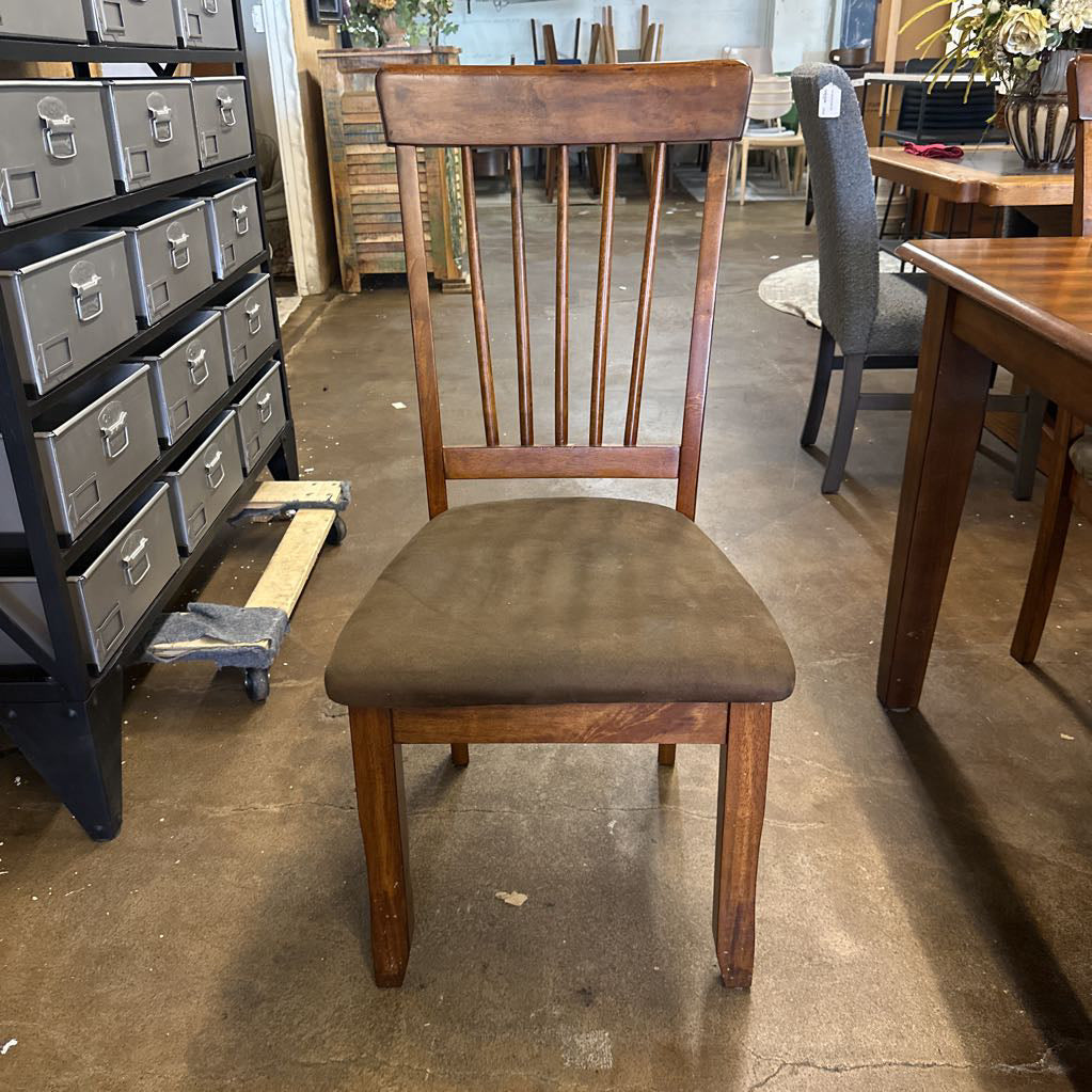 6 Piece Amber Wood Dining Set