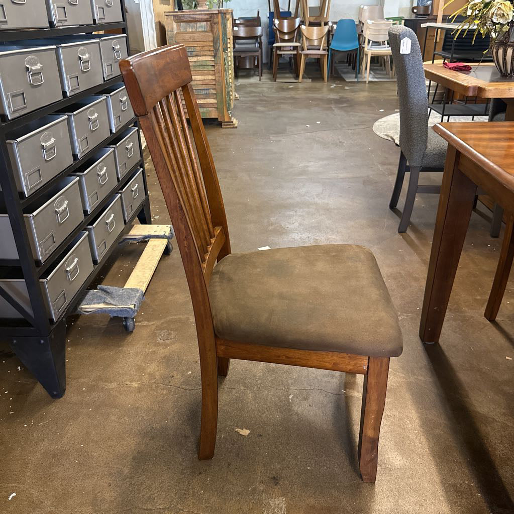 6 Piece Amber Wood Dining Set