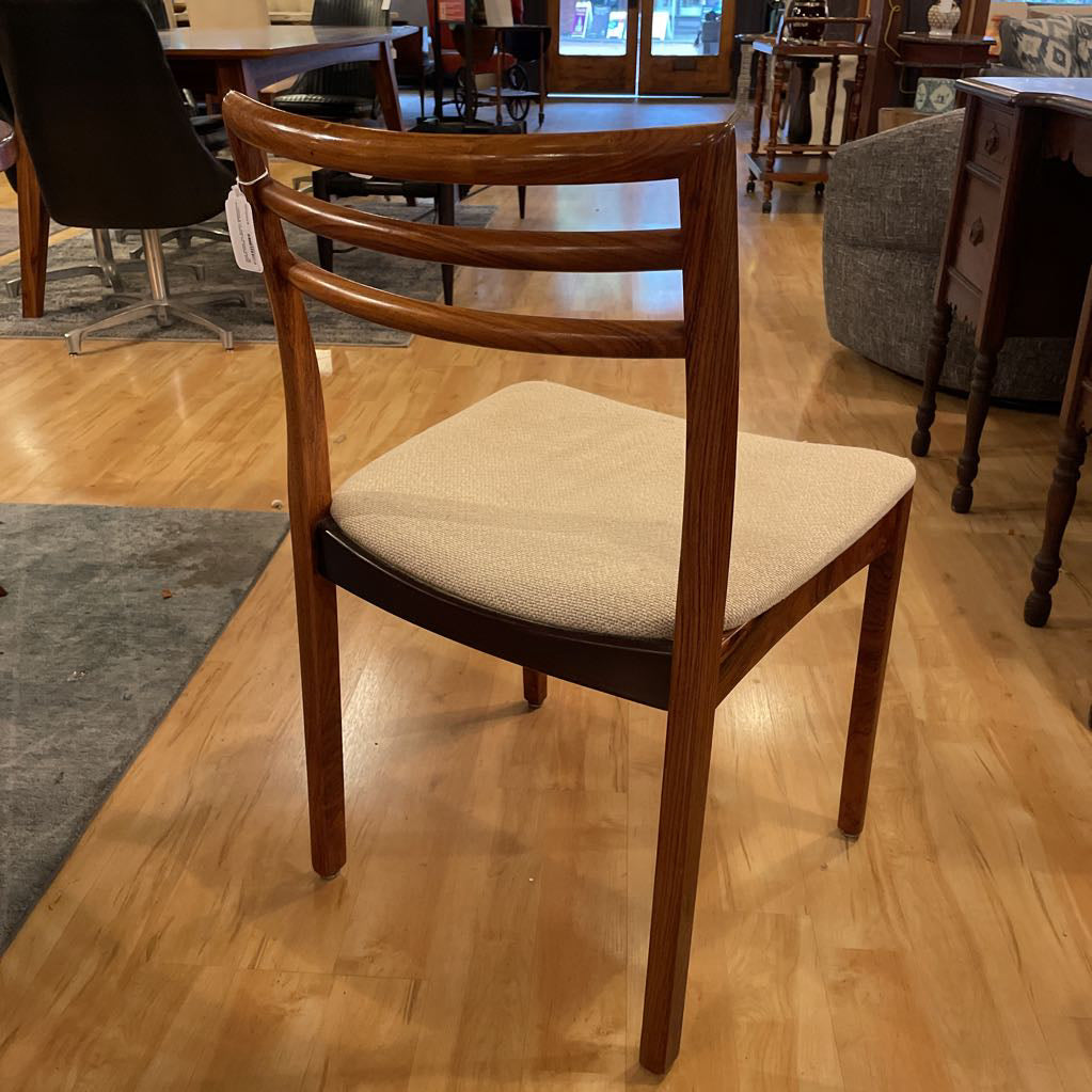 Niels Moller for Gudme Mobelfabrik Danish Dining Table w/ 8 Chairs C DINING TABLES