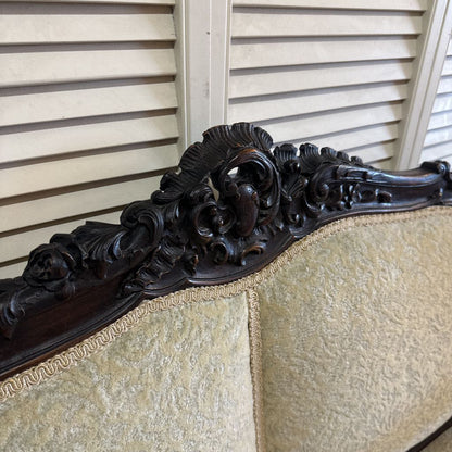 Victorian Settee w/ Textured Champagne Velvet U LOVESEATS