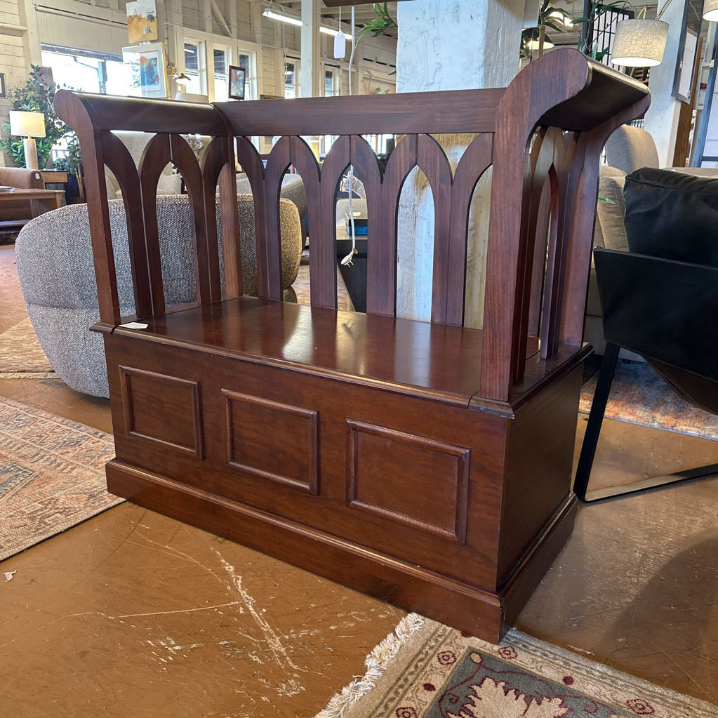 Entry Bench W/ Storage C ACCENT BENCHES