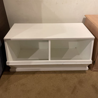 White Cubby Entry Cab/Bench